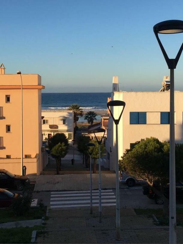 Beach Apartment Garden And Wifi Tarifa Bagian luar foto